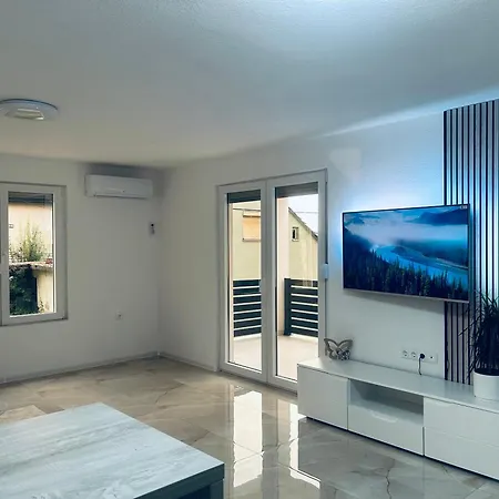 Zen Apartment *