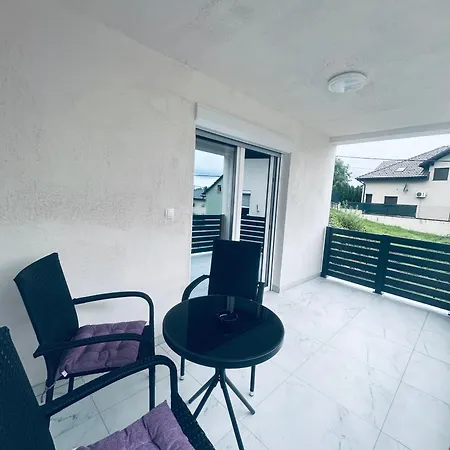 Zen Apartamento Bihać